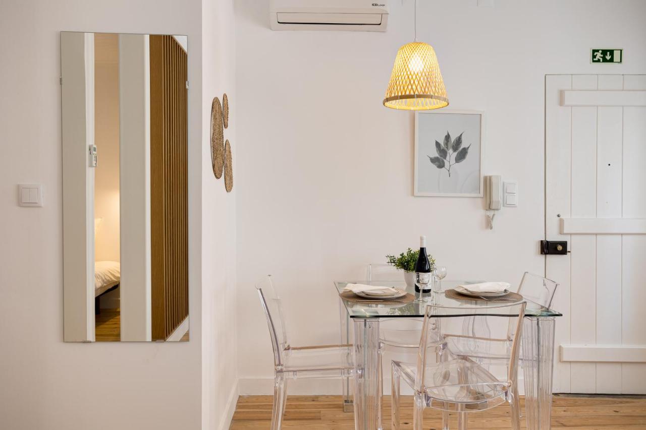 Alfama Chic Penabuquel3 Apartment Lisbon Bagian luar foto